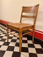 13 Holzstühle mit Bisengeflecht aus Worpsweder Tischlerwerkstatt