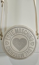 Tasche Handtasche Love Moschino rund Herz creme beige NEU