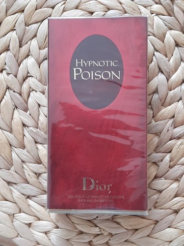 Hypnotic poison bath and - hypnotic,