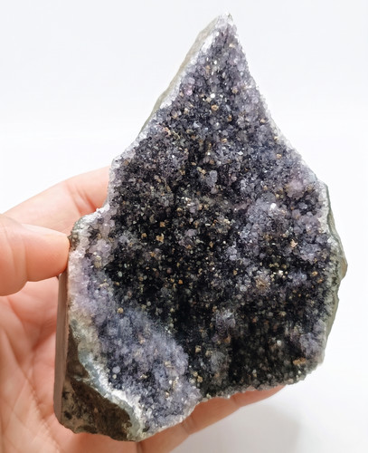 Amethyst druse uruguay 1185 - druse, ct