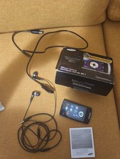 SAMSUNG YP-R1 MP3 PLAYER