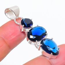 Handgefertigter blauer