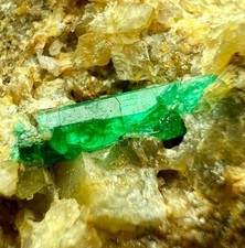 78 Grm. Top Saftige Smaragd