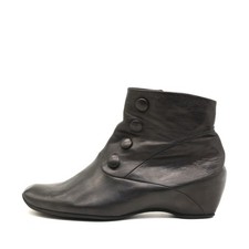 Think! Damen Stiefel Schwarz