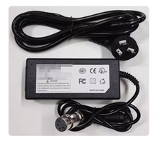 Netzteil-Ladegerät für