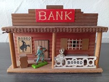 Westernhaus Bank mit Britains
