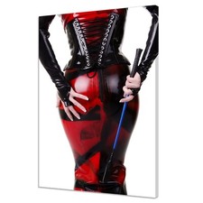 Fetisch Frau in Leder Domina