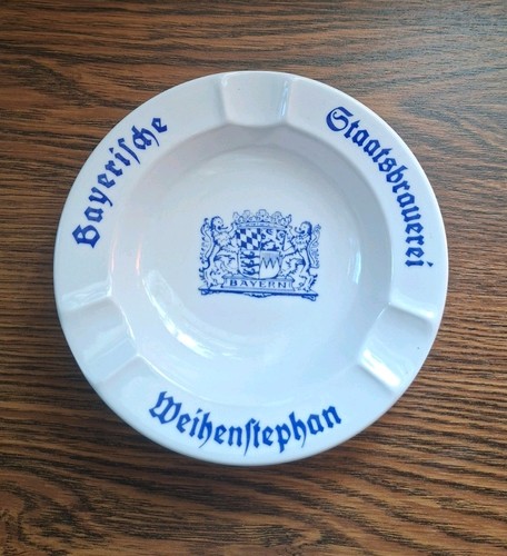 Aschenbecher aus porzellan - aschenbecher,
