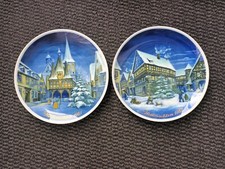 2 Weihnachtsteller Royal Tettau 1981, 1982