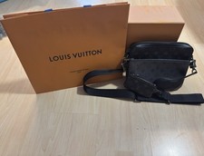 Louis Vuitton Trio Messenger