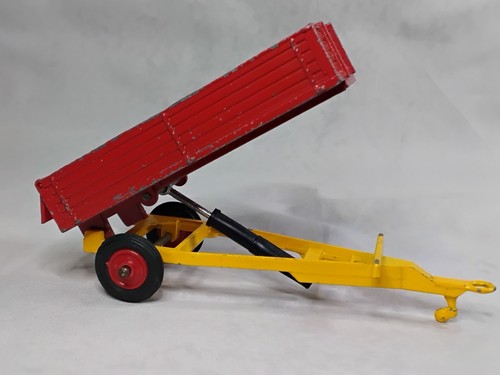 Corgi toys farm tipper - 62,