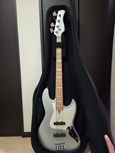 Sire marcus miller - sire,
