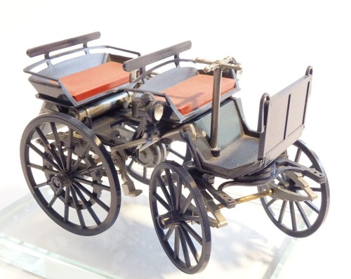 Daimler motorwagen 1886 40 - motorwagen,