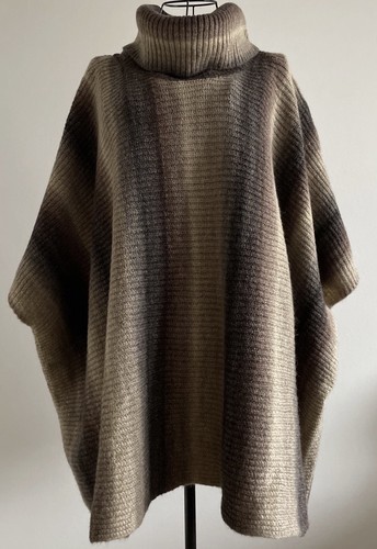 Cartoon poncho strickpullover - cartoon,