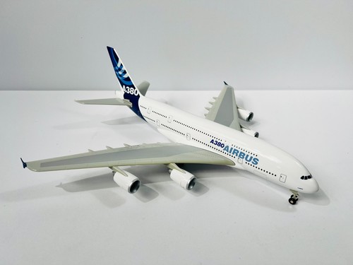 Herpa lupa airbus a380 - lupa,