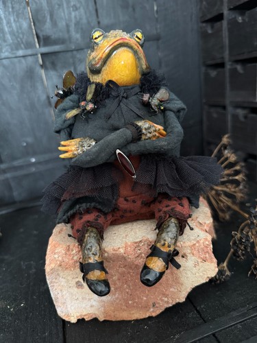 Ooak dreaming toad odette - toad,
