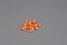 15 Pylonen / Leitkegel /