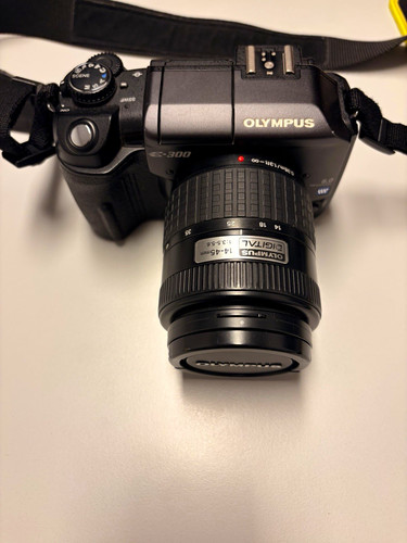 Olympus 300 dslr - e-300, 8,0
