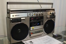 AIWA CS-600 E STEREO RADIO