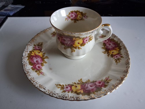 Sammeltasse nur mit - sammeltasse,,