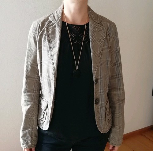 Lässiger leichter esprit de - esprit,