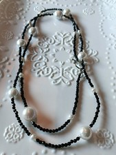 sehr schöne lange schwarze