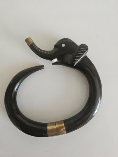 Armreif mit elefantenkopf und - armreif,