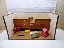 Alter Kaufmannsladen Tischkaufladen Holz mit Zubehör