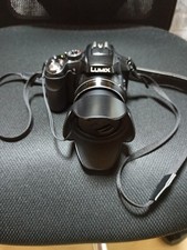 Panasonic LUMIX DMC-FZ200 12.1