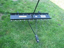 Rasenstriegel Entmooser