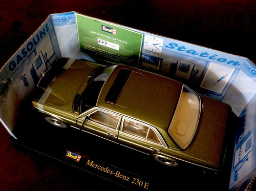 Mercedes benz 230e w123 revell - 230e,