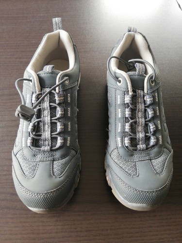 Neuwertige turnschuhe größe - turnschuhe,