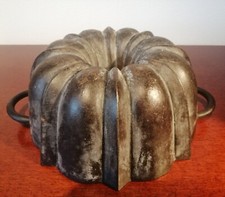 Dekorative antike Backform aus