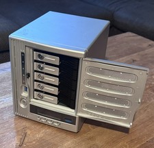 NDL-2555T NAS Deluxe Server Mediaserver Raid 0 bis 10 5 SATA 3,5" Slots TOP