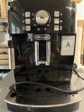 DeLonghi Magnifica S Espresso machine 1.8l 14Tassen Schwarz