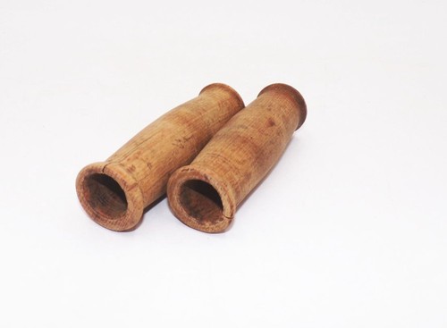 Alte fahrradgriffe aus holz - aus,