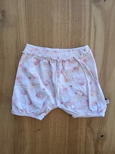 Baby Shorts Gr. 62 von Staccato, rosa mit Muscheln in rot & orange, für Mädchen 
