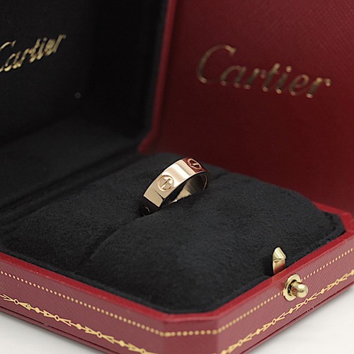 Cartier love ring 18kt - love,