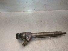 A6110700587 INJEKTOR /