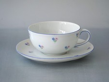 Arzberg Teetasse + Untertasse 1382 Streu-Blümchen blauer Rand Hermann Gretsch