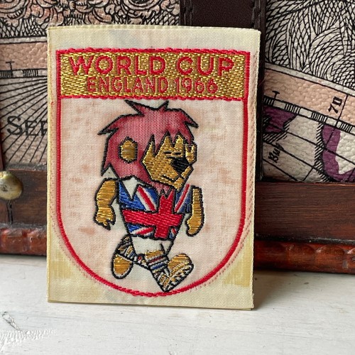 Vintage 1966 world - vintage, cup