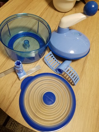 Tupperware quick chef - tupperware, quick-chef