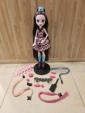 Mattel Monster High DVH36 - Party Hair Draculaura Playset
