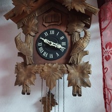 Große Kuckucksuhr mit Wachtel