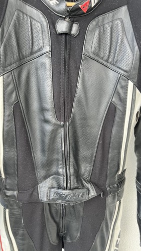Dainese lederkombi größe 104 - lederkombi,