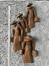 HOLZRELIEF Figur Wandskulptur