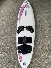 F2-Surfboard Sunset Slalom 105 L mit Mastfuss und diversen Finnen