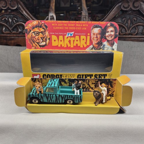 Corgi toys daktari gift set - corgi,