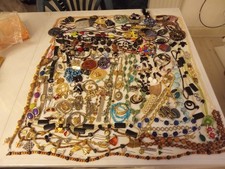 Modeschmuck  grosses konvolut