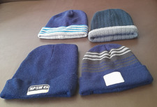 4 Mützen für Jungen und Mädchen